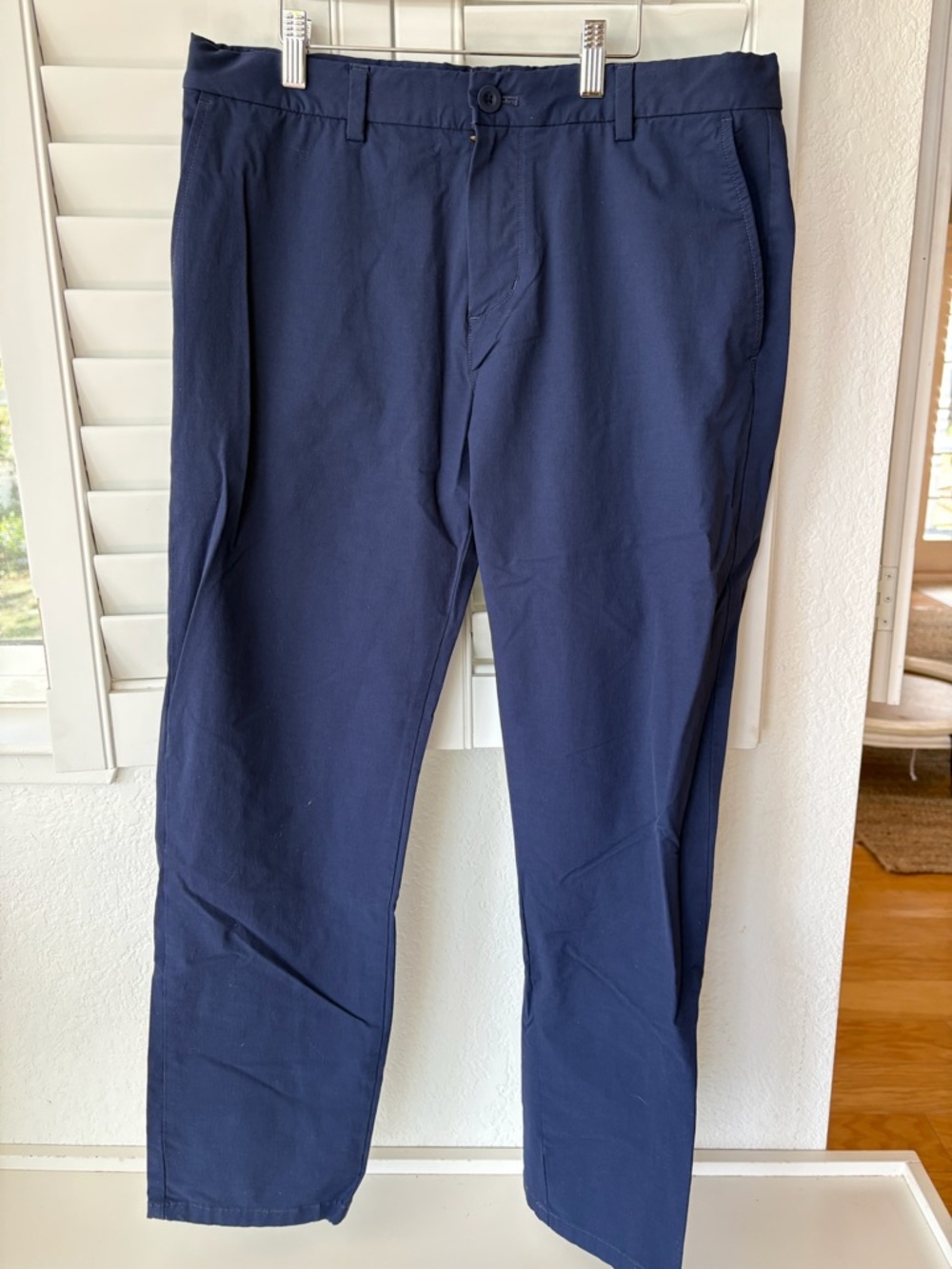 Vineyard Vines Men's Navy Chino Performance Pants